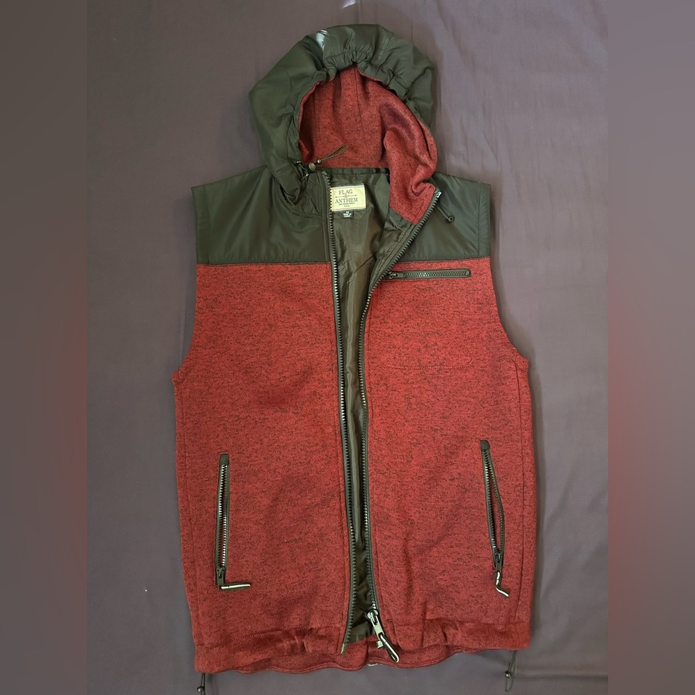 Men’s dark red and black hoodie vest